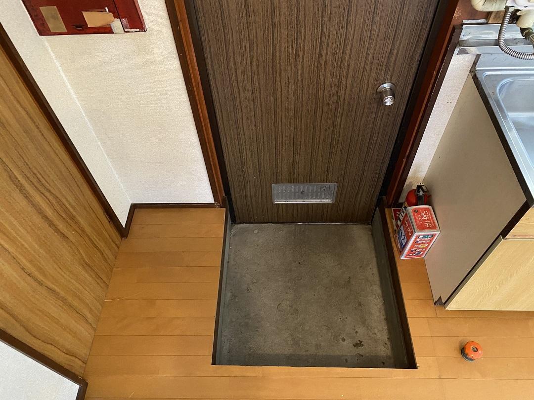 明和荘の玄関写真
