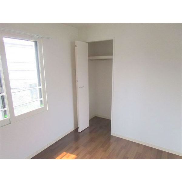 収納　各部屋に便利なクローゼットがついています♪