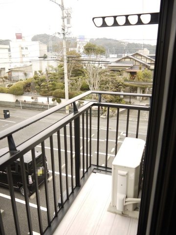 バルコニー　バルコニー付きです