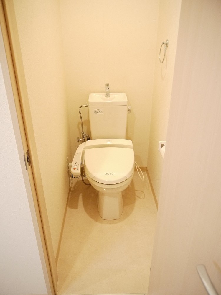 トイレ　落ち着いたトイレです
