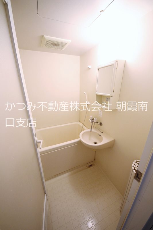 洗面設備　他号室参考写真