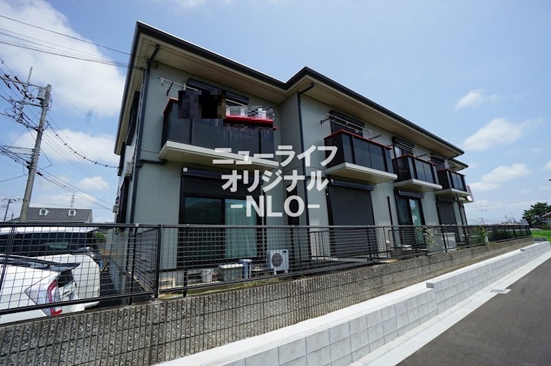 建物外観　積水ハウスの賃貸住宅シャーメゾン。