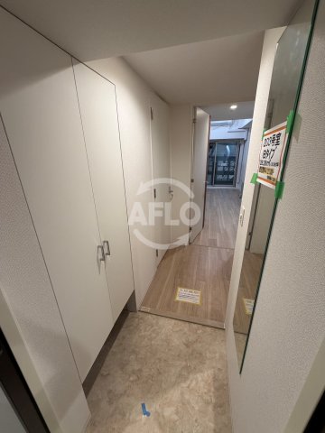 玄関　セレニテ谷町四丁目アリエ　玄関