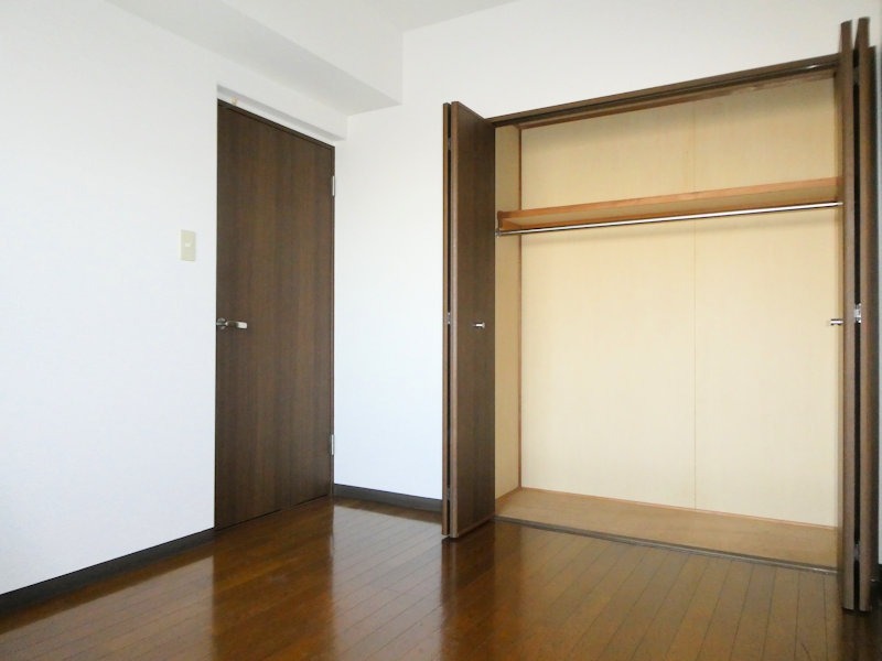 その他設備　各部屋独立し、お子様部屋にも☆