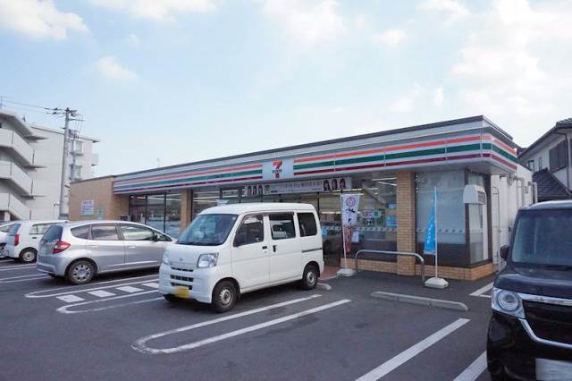 コンビニ　セブンイレブン 浦和木崎2丁目店（コンビニ）まで580m