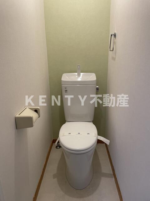 トイレ　シンプルで使いやすいトイレです