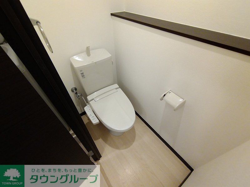 トイレ　温水便座付き
