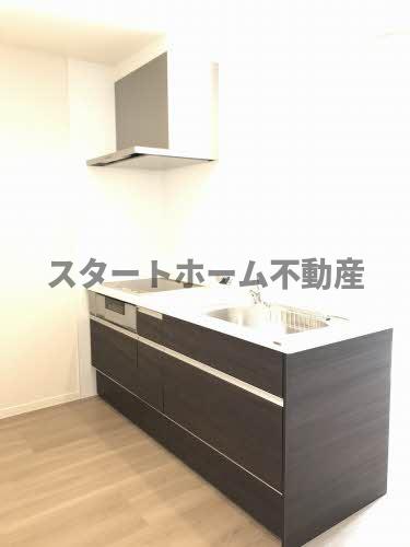キッチン　コンパクトなキッチンで掃除もラクラク