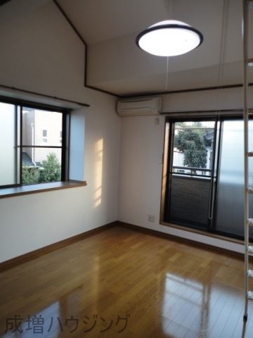 眺望　設備床材等、多少異なる場合が有ります。