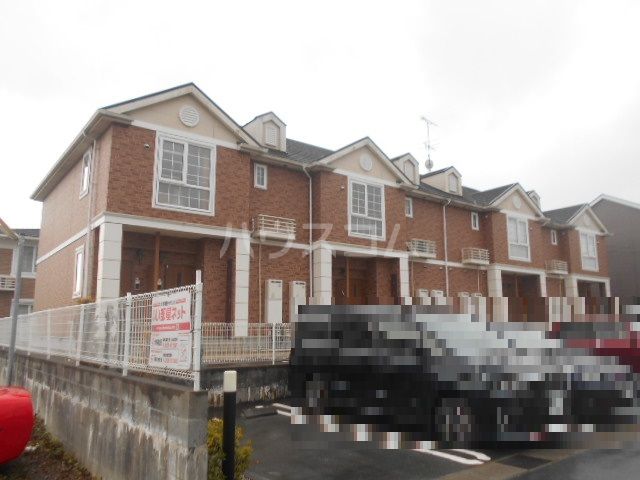 磐田市明ケ島原のアパートの建物外観
