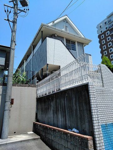 名古屋市天白区植田東のアパートの建物外観