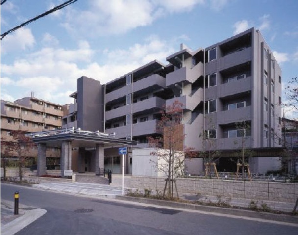 川崎市麻生区王禅寺西のマンションの建物外観