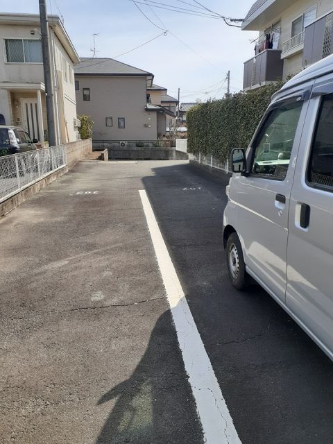 【熊本市北区鶴羽田町のアパートの駐車場】