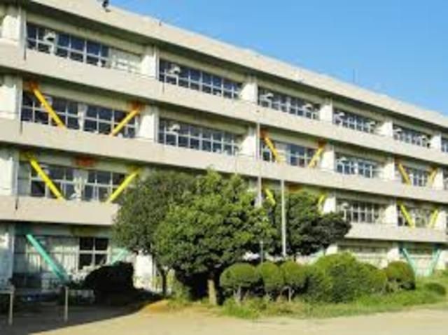 【八千代市ゆりのき台のマンションの小学校】