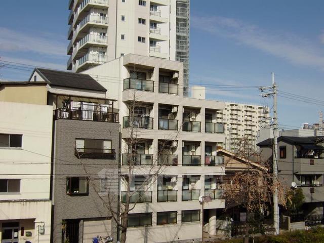 大阪市淀川区新北野のマンションの建物外観