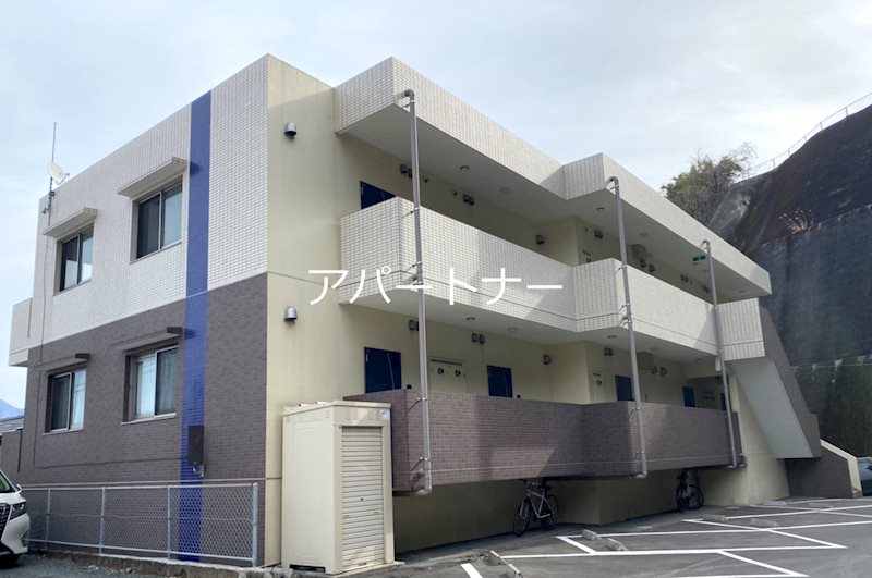 鹿児島市郡元町のマンションの建物外観