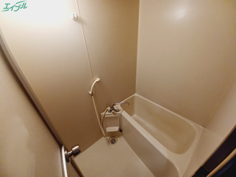 バス・シャワールーム　同物件別部屋