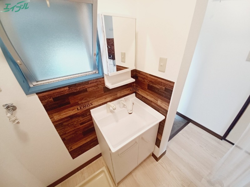 洗面設備　同物件別部屋