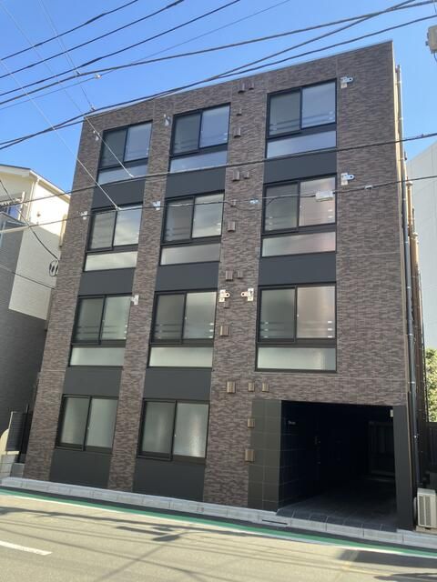 北区田端新町のマンションの建物外観