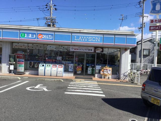 【岸和田市土生町のアパートのコンビニ】