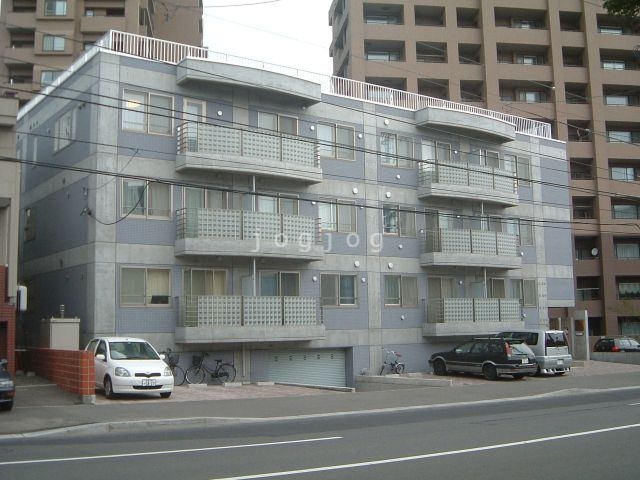 札幌市西区宮の沢二条のマンションの建物外観