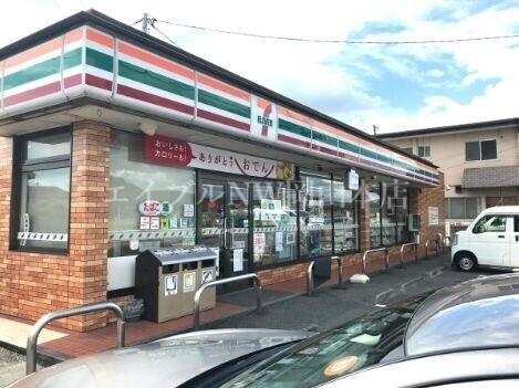 コンビニ　セブンイレブン岡山高松店（コンビニ）まで14m