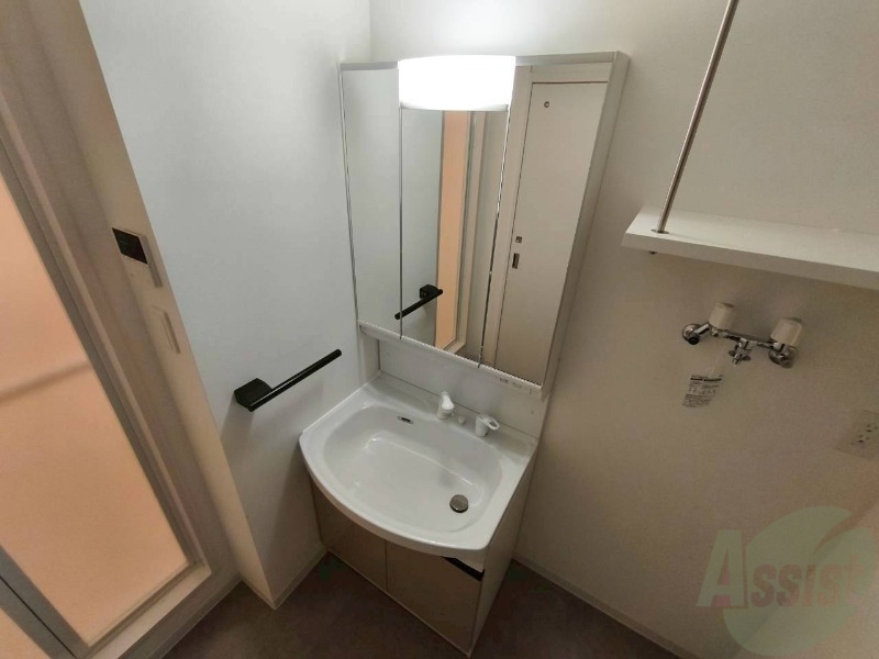 洗面設備　シャンプードレッサーで身支度もラクラクです！