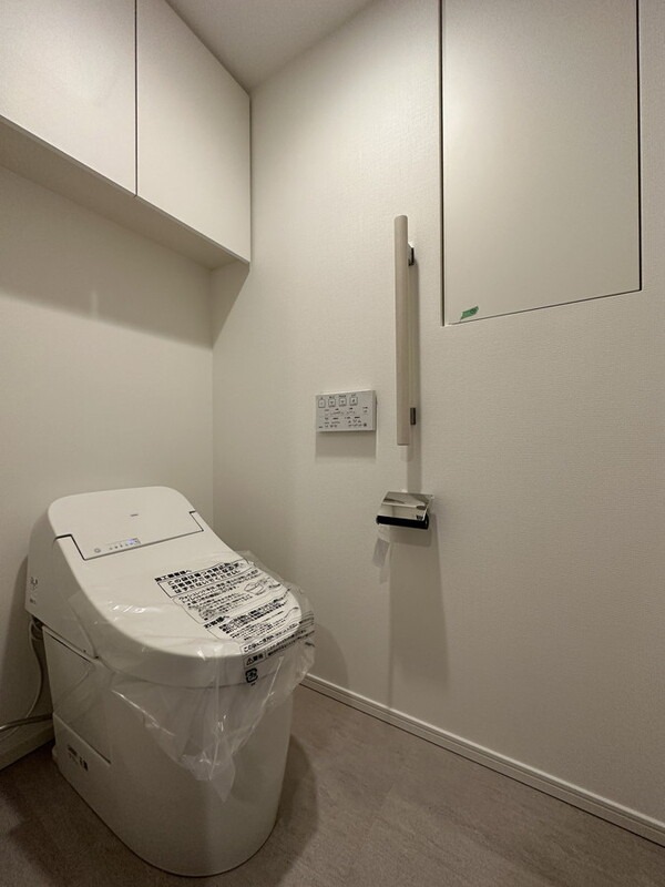トイレ　ウォシュレット付きトイレ