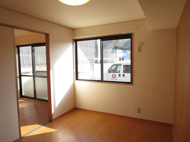 その他部屋・スペース　洋室６帖