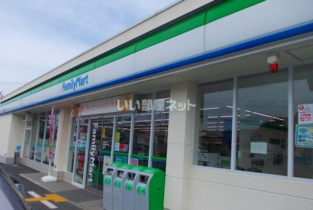 コンビニ　ファミリーマート 南丹園部内林町店（コンビニ）まで240m
