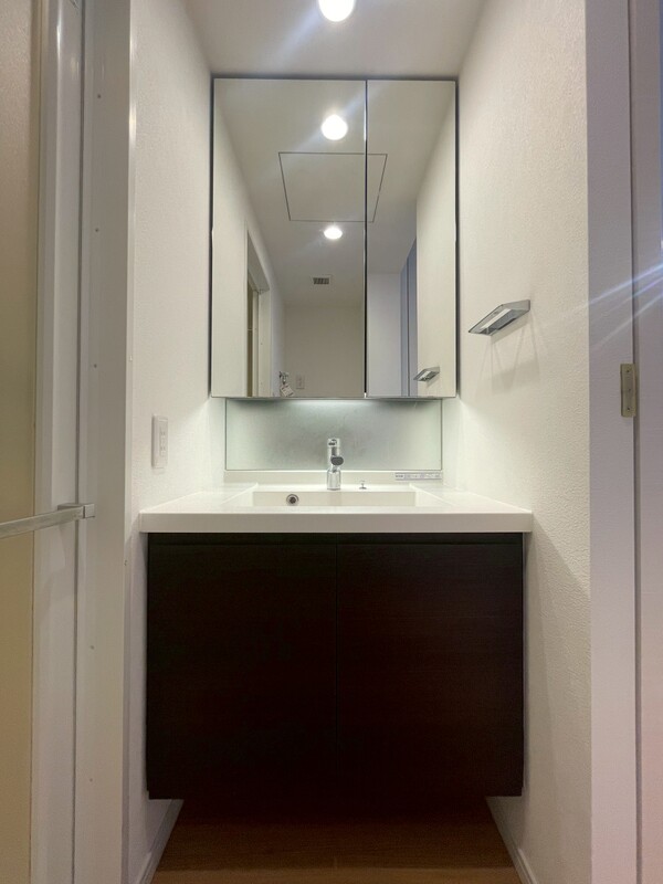 洗面設備　※別部屋参考写真