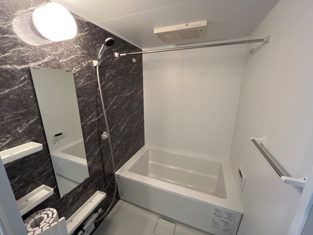 バス・シャワールーム　建設中のため参考写真です。