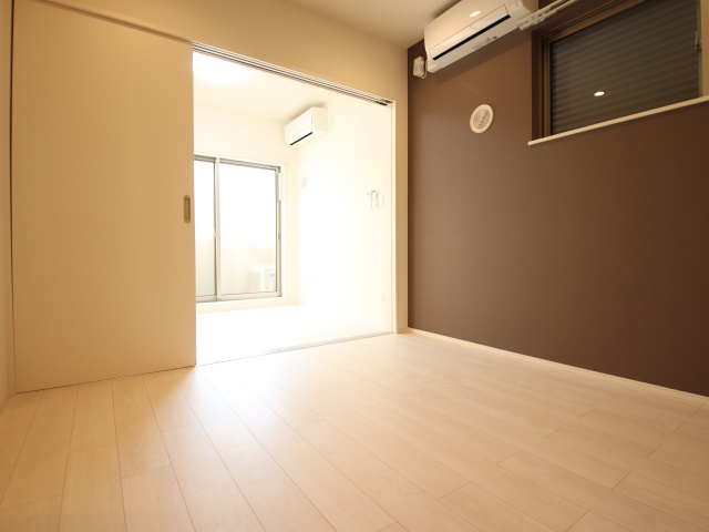 居室・リビング　※別室の参考写真の為、現況優先です。