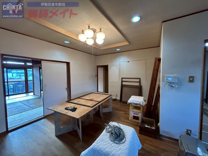 居室・リビング　リフォーム中