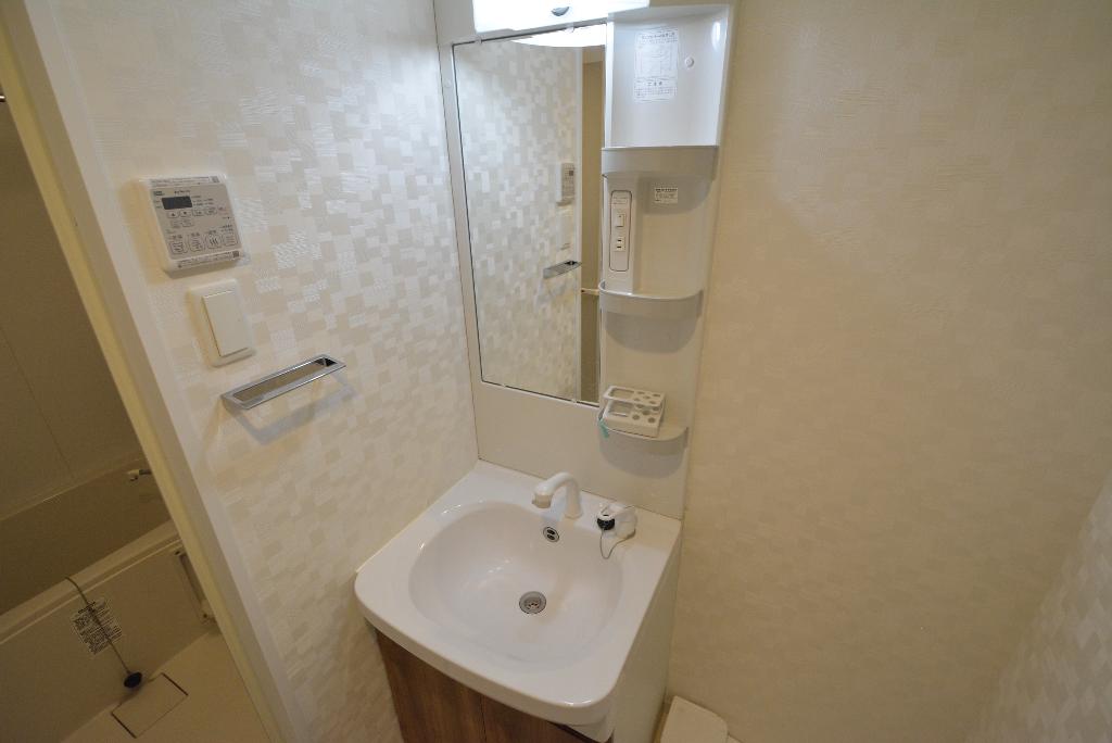 洗面設備　洗髪洗面化粧台