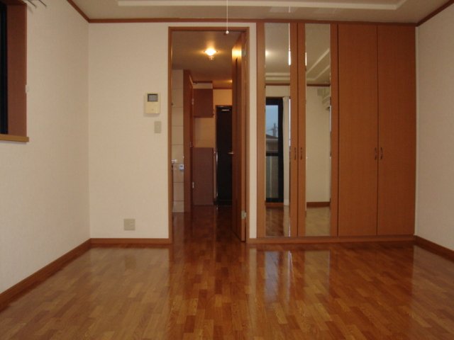 その他部屋・スペース　洋室(出窓・姿鏡)