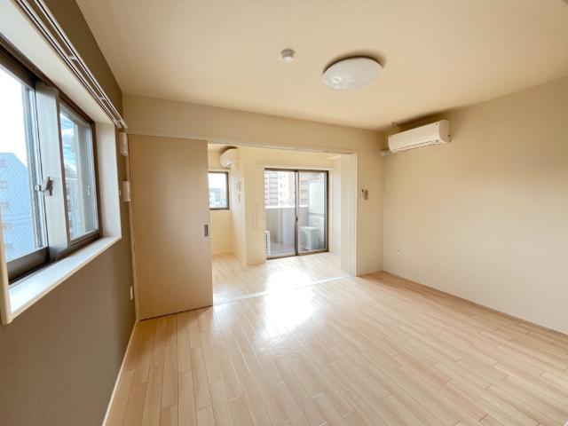 居室・リビング　リビング