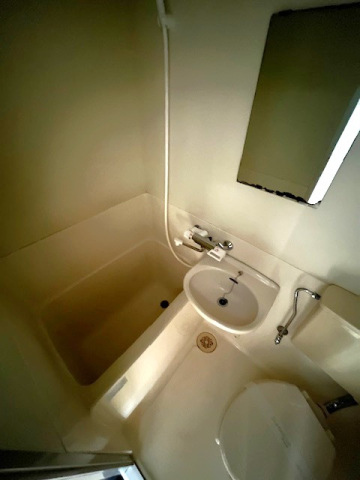 バス・シャワールーム　※他号室の写真です