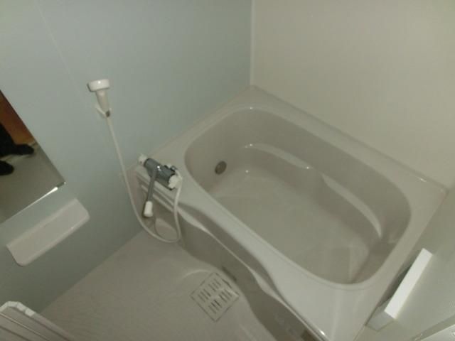 バス・シャワールーム　追い焚き付バス