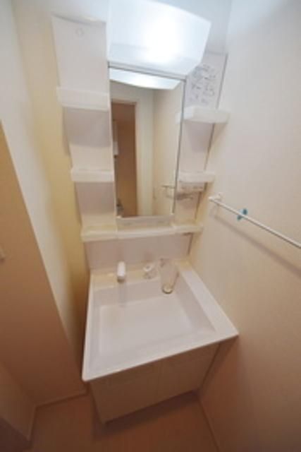 洗面設備　同タイプ