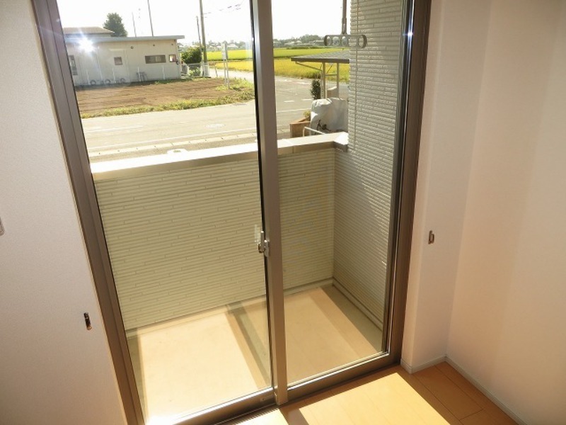 バルコニー　図面と現状に相違がある場合には現状を優先