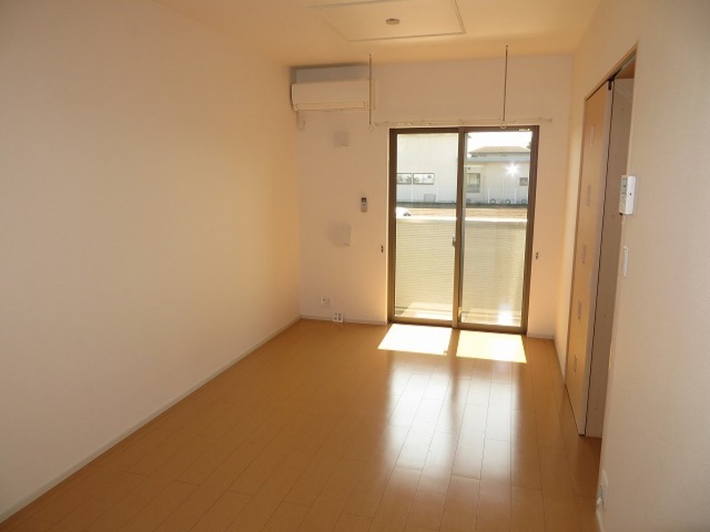 居室・リビング　図面と現状に相違がある場合には現状を優先