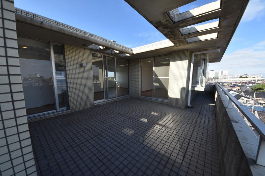 バルコニー　バルコニー