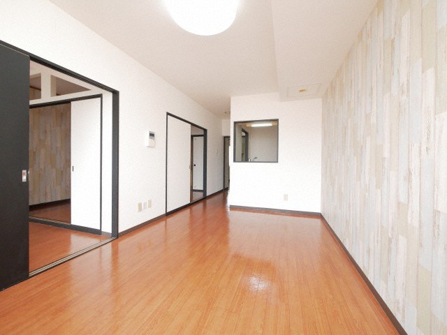 居室・リビング　※他号室のお写真です