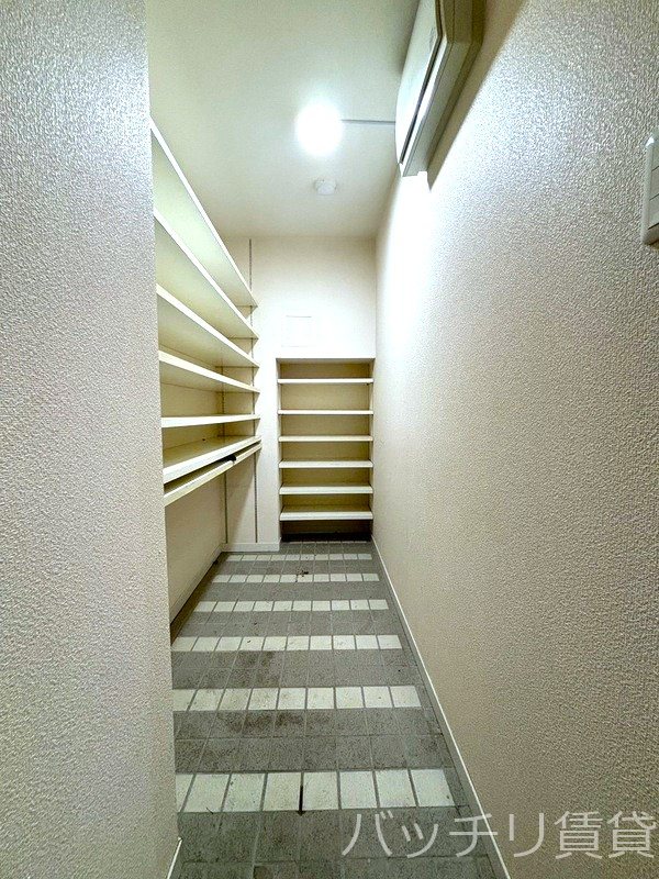 収納　画像は同シリーズ参考画像の為、現況を優先いたします。