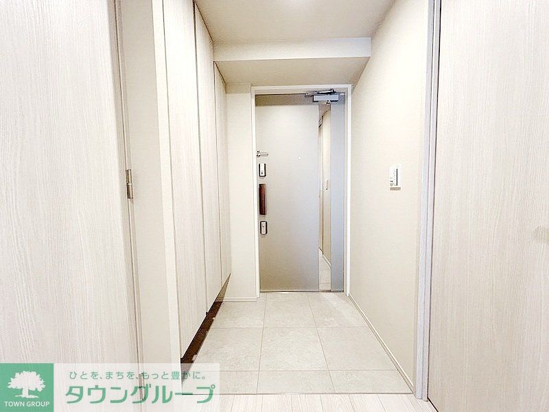 玄関　お部屋探しは株式会社　タウンハウジング　までお気軽にお問合…