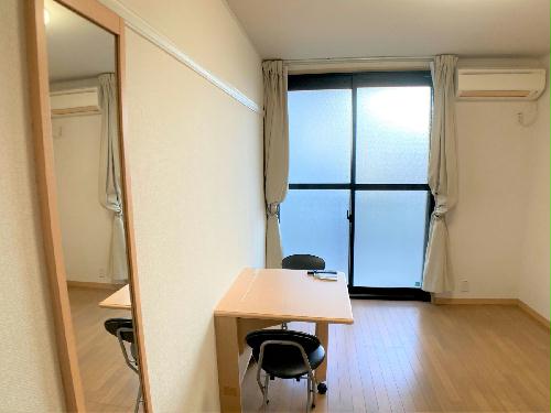 居室・リビング　設備・仕様は号室により異なる為、現況を優先致します。