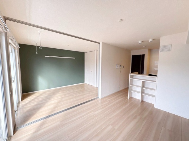 居室・リビング　図面と現状に相違がある場合には現状を優先