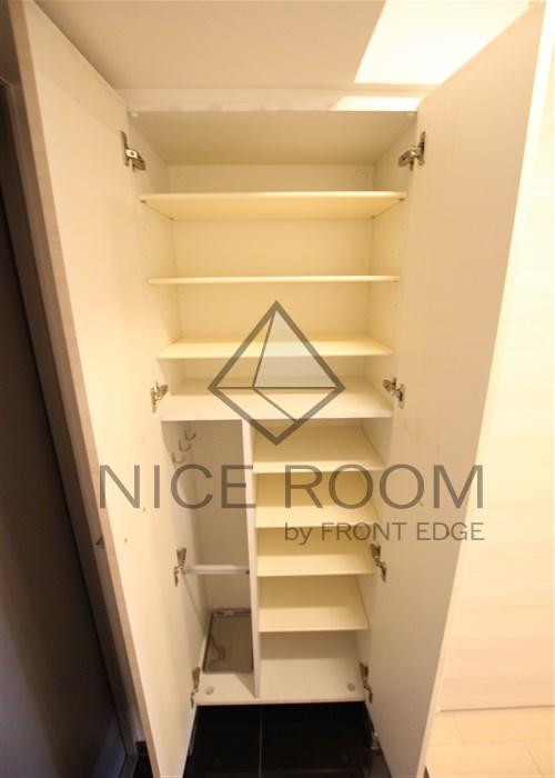 収納　レジュールアッシュザ・パークフロント　収納