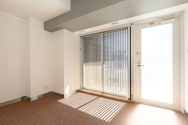 玄関　※写真は同タイプ住戸です。